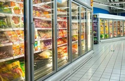 連江兩家企業違規經營冷凍食品被重罰，食品開發與批發領域警鐘長鳴